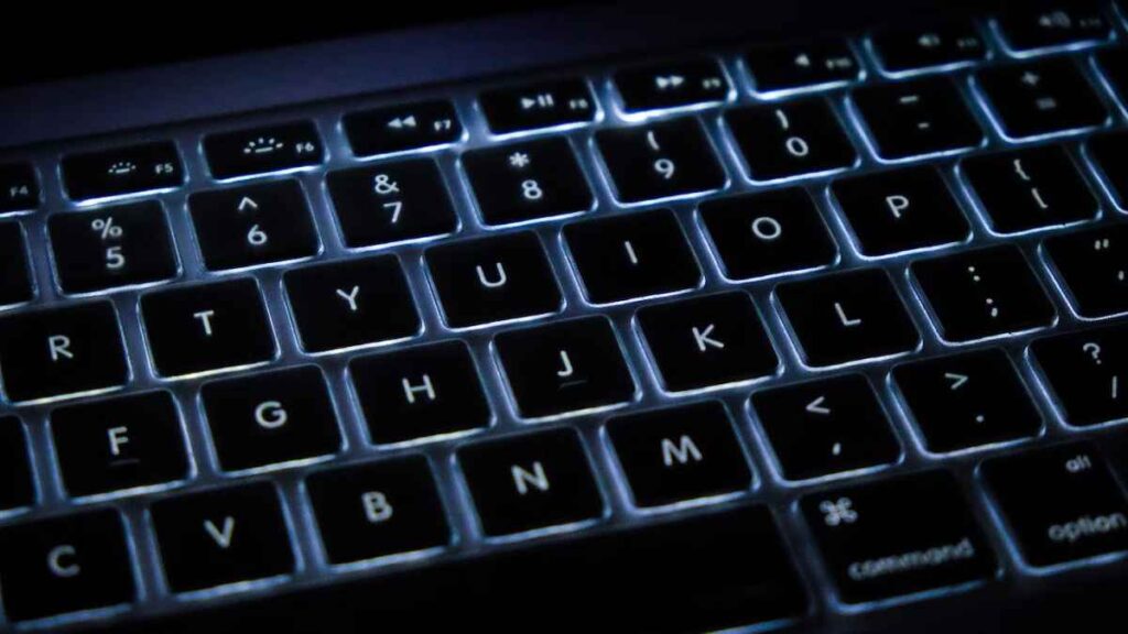 Cara Menyalakan Lampu Keyboard di Laptop yang Cepat dan Mudah 